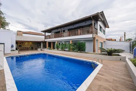 Sobrado com 6 Quartos à venda, 367m² no Parque Balneario Oasis, Peruíbe