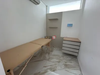 Ponto Comercial com 5 Quartos para alugar, 280m² no Jardim Mutinga, Barueri