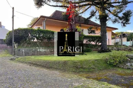 Casa com 4 Quartos para alugar, 216m² no Cristal, Porto Alegre