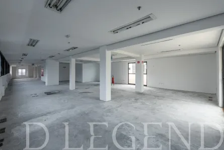 Sala Comercial para alugar, 271m² no Floresta, Porto Alegre