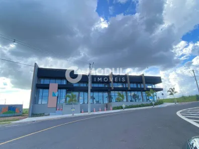 Ponto Comercial para alugar, 74m² no Jardim Sul, Uberlândia