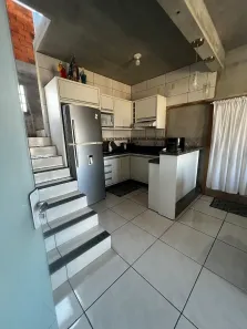 Casa com 4 Quartos à venda, 150m² no Barra do Aririú, Palhoça
