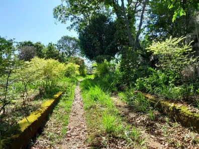 Lote/Terreno à venda, 2000m² no Chácaras Cotia, Contagem