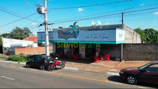 Lote/Terreno à venda, 300m² no Conjunto Habitacional Requião, Maringá