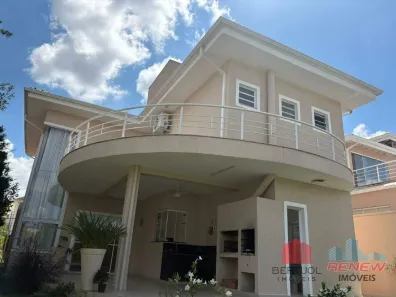 Casa com 3 Quartos para alugar, 360m² no Pinheirinho, Vinhedo