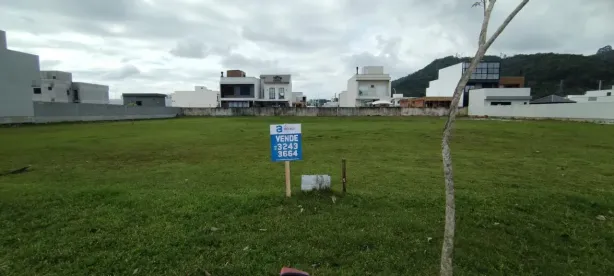 Lote/Terreno à venda, 400m² no Beira Rio, Biguaçu