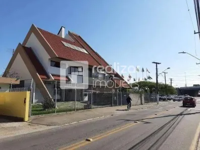 Casa com 3 Quartos para alugar, 300m² no Centro, Palhoça