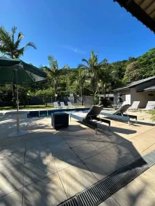 Casa de Condomínio com 4 Quartos para alugar, 450m² no Balneario Praia do Perequê, Guarujá