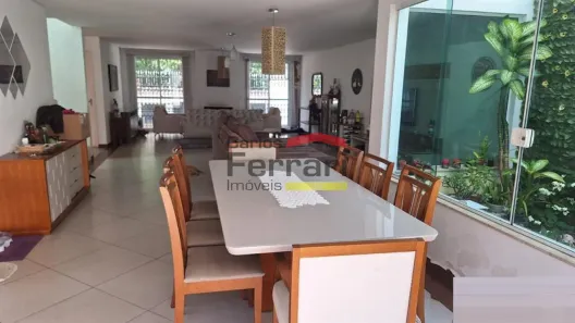Sobrado com 4 Quartos à venda, 322m² no Jardim Virginia Bianca, São Paulo