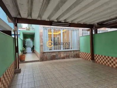 Casa com 3 Quartos para alugar, 180m² no Parque São Domingos, São Paulo
