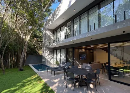 Casa de Condomínio com 5 Quartos à venda, 210m² no Praia de Pipa, Tibau do Sul