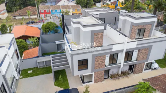 Casa de Condomínio com 4 Quartos à venda, 157m² no Mossunguê, Curitiba