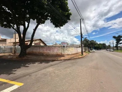 Lote/Terreno à venda, 352m² no Brasília, Londrina