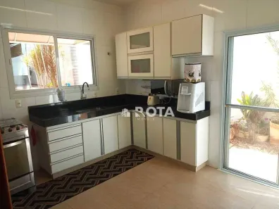 Casa de Condomínio com 3 Quartos à venda, 230m² no Jardim Fortaleza, Paulínia