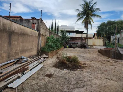 Lote/Terreno à venda, 360m² no Vila São Joaquim, Anápolis