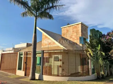 Casa com 3 Quartos à venda, 131m² no Loteamento Sumaré, Maringá