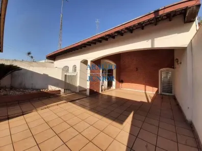 Casa com 3 Quartos à venda, 210m² no Jardim Glória, Americana