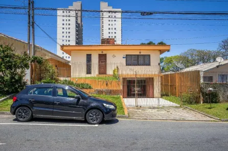 Casa com 3 Quartos à venda, 200m² no Capão Raso, Curitiba
