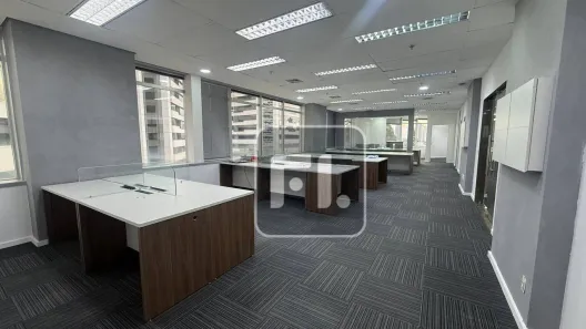 Sala Comercial para alugar, 208m² no Alphaville Centro Industrial e Empresarial/Alphaville., Barueri