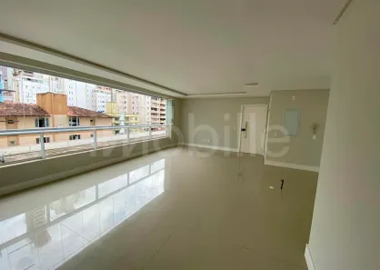 Apartamento com 3 Quartos à venda, 250m² no Centro, Balneário Camboriú