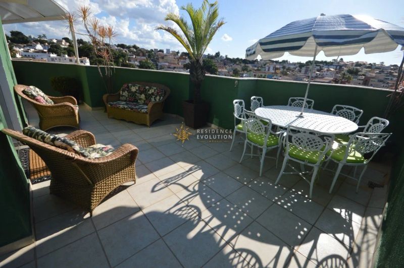 Cobertura com 4 quartos — Santa Amélia, Belo Horizonte