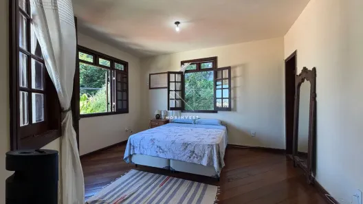 Casa com 4 Quartos à venda, 343m² no Piratininga, Niterói