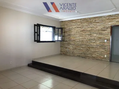 Casa com 4 Quartos para alugar, 200m² no Cidade Verde, Betim