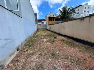 Lote/Terreno à venda, 180m² no Parque Maracanã, Contagem