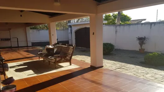 Casa com 7 Quartos à venda, 360m² no Jardim Siesta, Jacareí