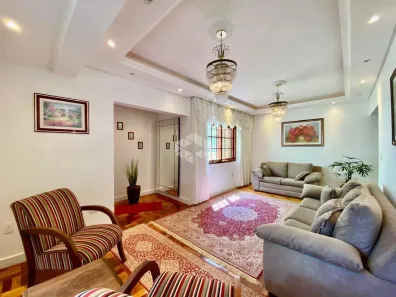 Casa com 3 Quartos à venda, 303m² no Vila Ipiranga, Porto Alegre