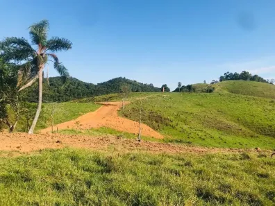 Lote/Terreno à venda, 600m² no Centro, Igaratá