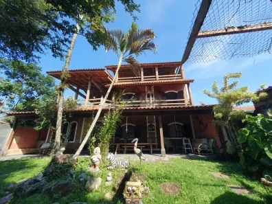Sobrado com 2 Quartos à venda, 293m² no Jardim Brasil, Caraguatatuba