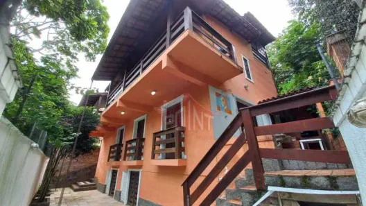 Casa de Condomínio com 4 Quartos à venda, 360m² no Mata Paca, Niterói