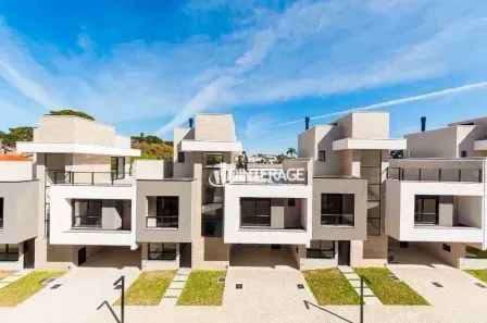 Casa de Condomínio com 3 Quartos à venda, 169m² no Santa Felicidade, Curitiba