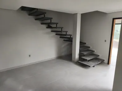 Sobrado com 3 Quartos à venda, 94m² no Serraria, São José