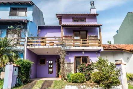 Casa de Condomínio com 2 Quartos à venda, 166m² no Guarujá, Porto Alegre
