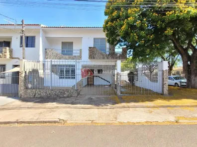 Sobrado com 3 Quartos à venda, 133m² no Jardim Alvorada, Maringá
