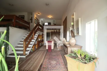Casa com 3 Quartos à venda, 301m² no Jardim Vitória Régia, São Paulo
