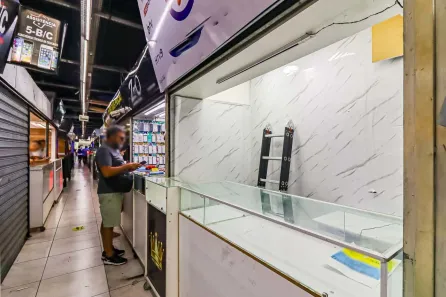 Ponto Comercial para alugar, 13m² no Santa Efigênia, São Paulo