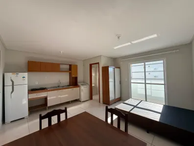 Kitnet para alugar, 31m² no Universitário, Criciúma