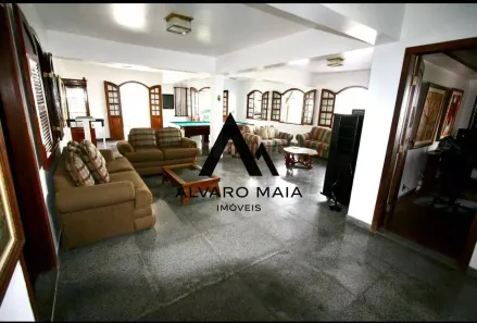 Casa com 4 Quartos para alugar, 500m² no Mangabeiras, Belo Horizonte