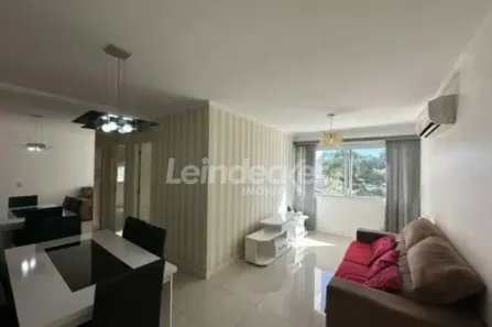 Apartamento com 2 Quartos para alugar, 65m² no Vila Ipiranga, Porto Alegre