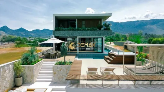 Casa com 5 Quartos à venda, 840m² no Bracuí (Cunhambebe), Angra dos Reis