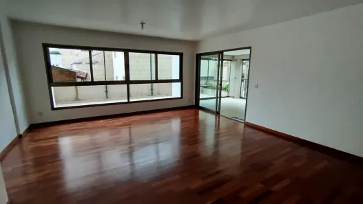 Apartamento com 3 Quartos para alugar, 160m² no Vila Madalena, São Paulo