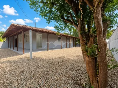 Casa com 4 Quartos para alugar, 109m² no João Costa, Joinville