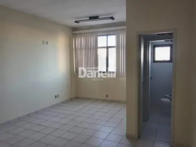 Sala Comercial à venda, 24m² no Centro, Taubaté