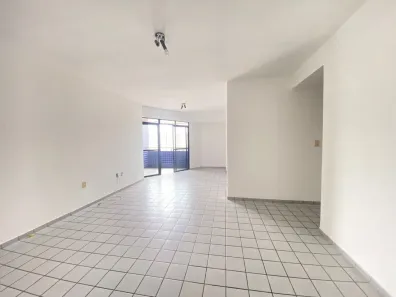 Apartamento com 3 Quartos para alugar, 110m² no Cabo Branco, João Pessoa