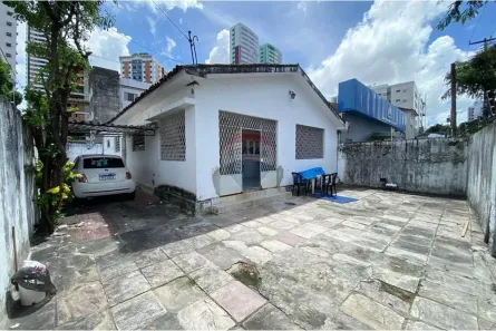 Casa com 3 Quartos para alugar, 200m² no Casa Amarela, Recife