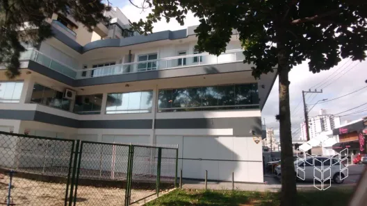 Ponto Comercial para alugar, 286m² no Kobrasol, São José