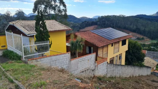Casa com 2 Quartos à venda, 243m² no Vila Guarani, Nova Friburgo